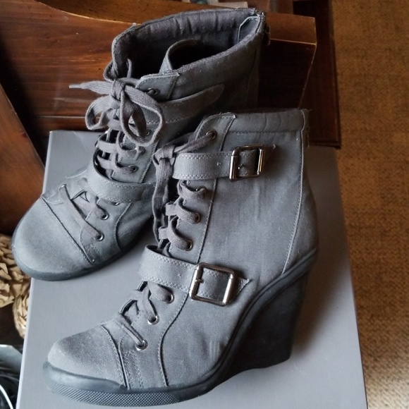vera wang combat boots